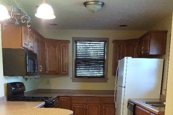 kitchen - 116 W Cypress St