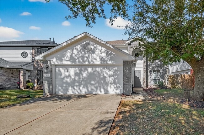 Photo - 8814 Sage Pl Dr