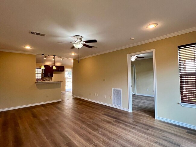 10815 Hermosa Dr