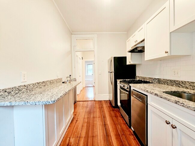 44 High St Unit 3