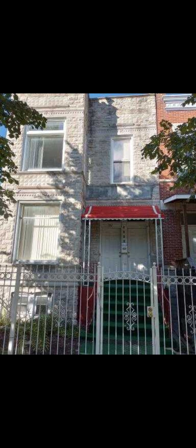 Photo - 2818 W Wilcox St Unit 2