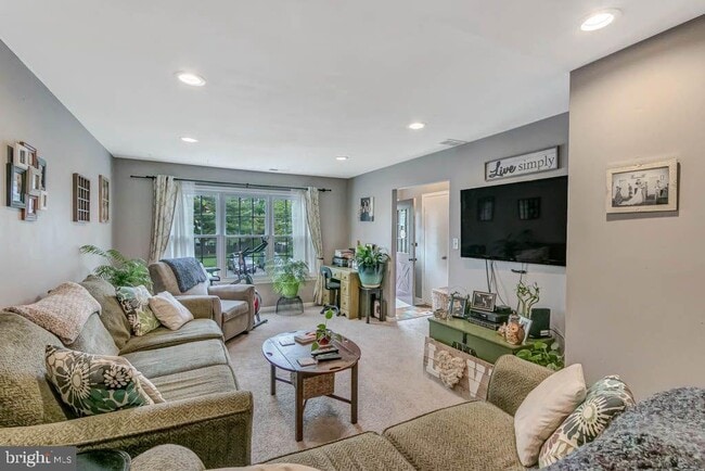 Photo - 1677 Brice Ct