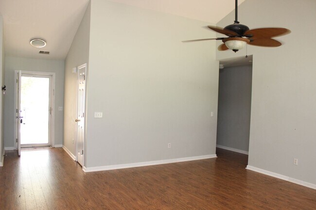 Photo - Ranch Home w/ Privacy Fence