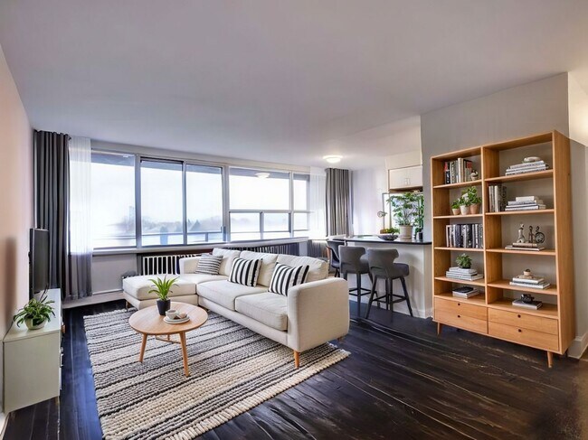 Photo - 1948 McCallum Road