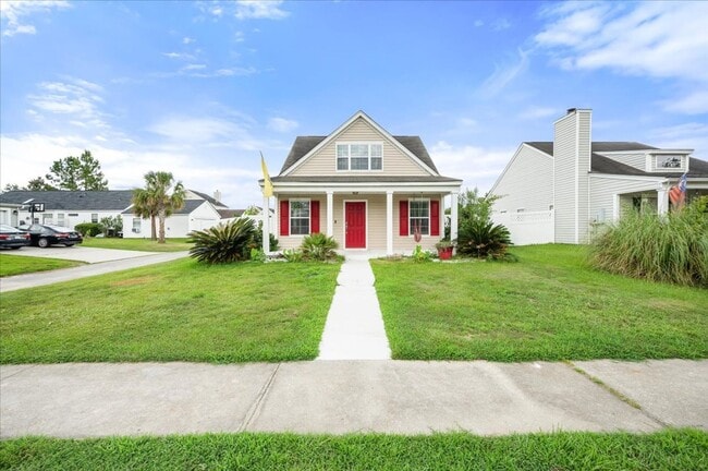 Building Photo - 17 Bushwood Dr