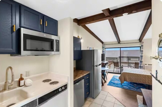 Photo - Remodeled and Stunning Studio | Fully Furnished | All Utilites Included | 1 Bathroom | Condo | Ki...