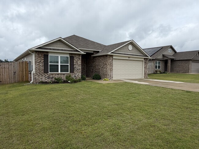 Photo - 35 Kinley Brk Ln