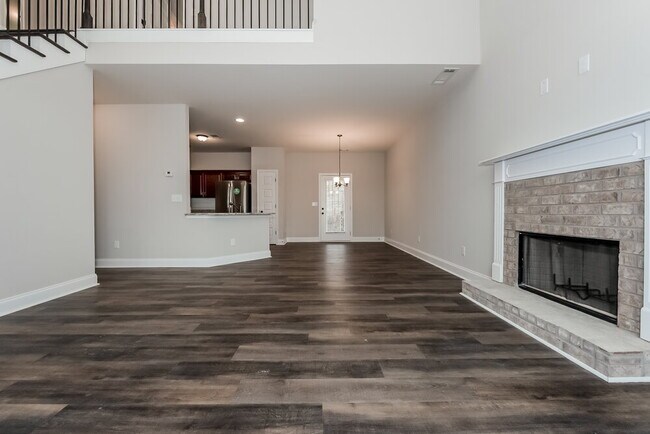 1153 Pebble Ridge Dr