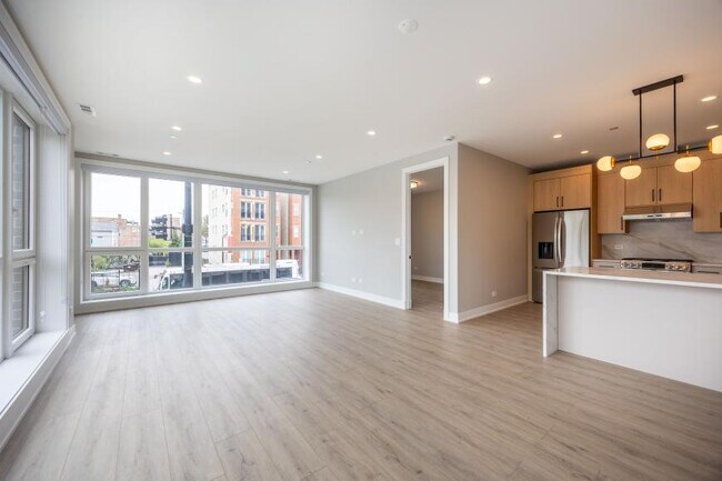 2 bedroom in Chicago IL 60612 - 2 bedroom in Chicago IL 60612 Condo Unit 301