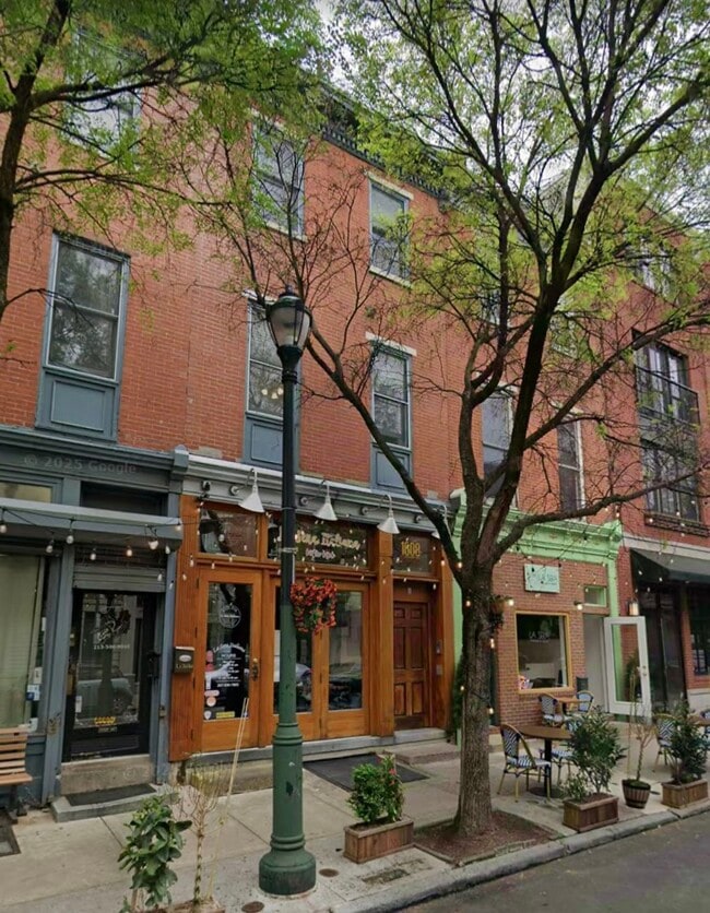 Photo - 1608 South St Unit 3