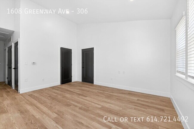 Photo - 1608 Greenway Ave Unit 306