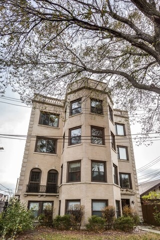 Photo - 2717 W Argyle St Apartment Unit 1