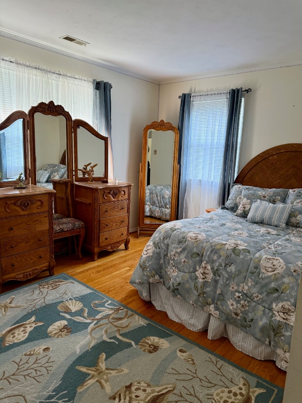 Photo - 519 Sylvan Way