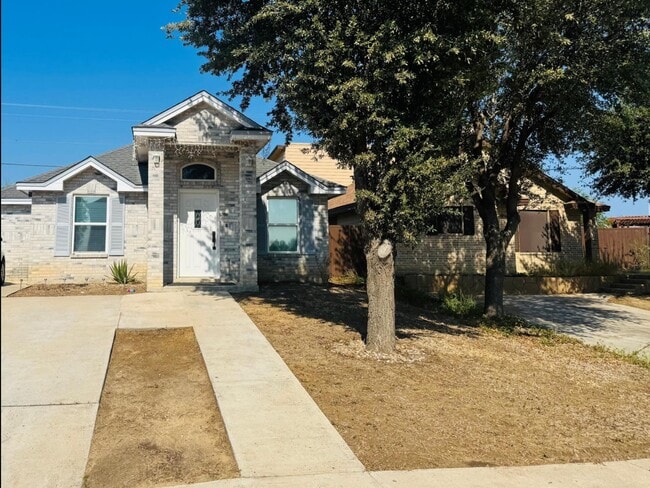 Building Photo - 218 Girasol Ct