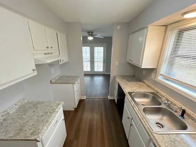 Photo - 3319 Kristy Dr