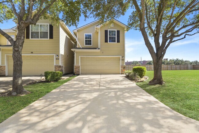 Photo - Stunning Corner Unit Townhome