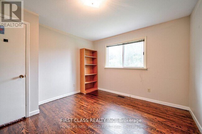 Photo - 24 Markhaven Rd