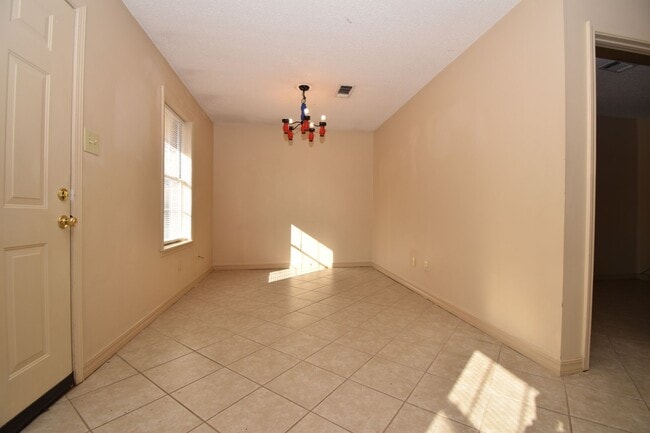 Photo - 402 W Florida Ave Unit 402 W Florida Ave. B