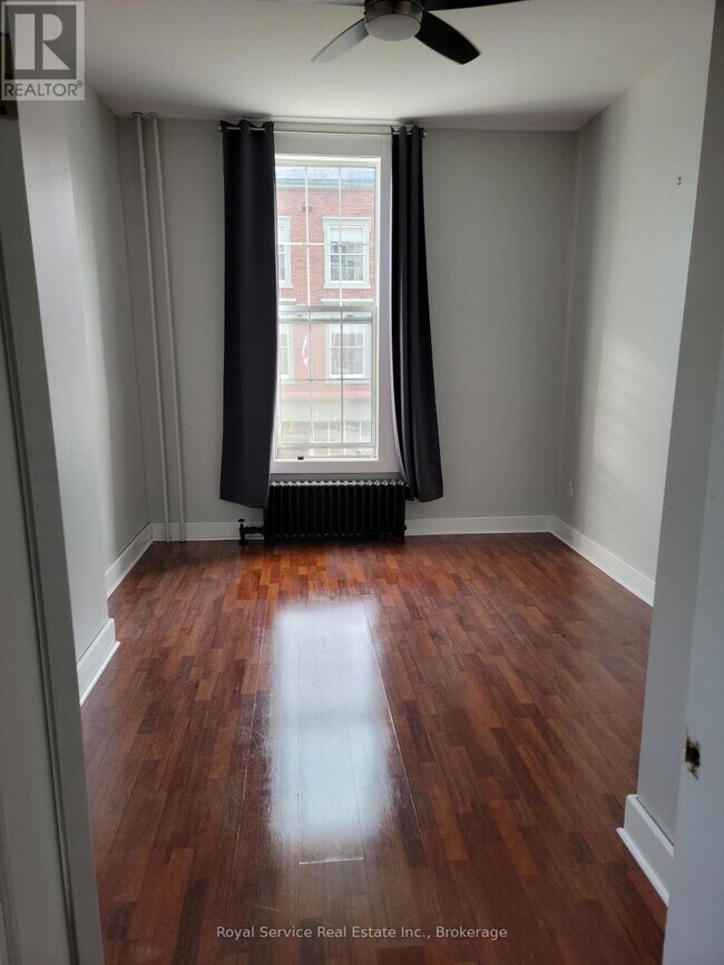 Photo - 18 Walton St Unit #2