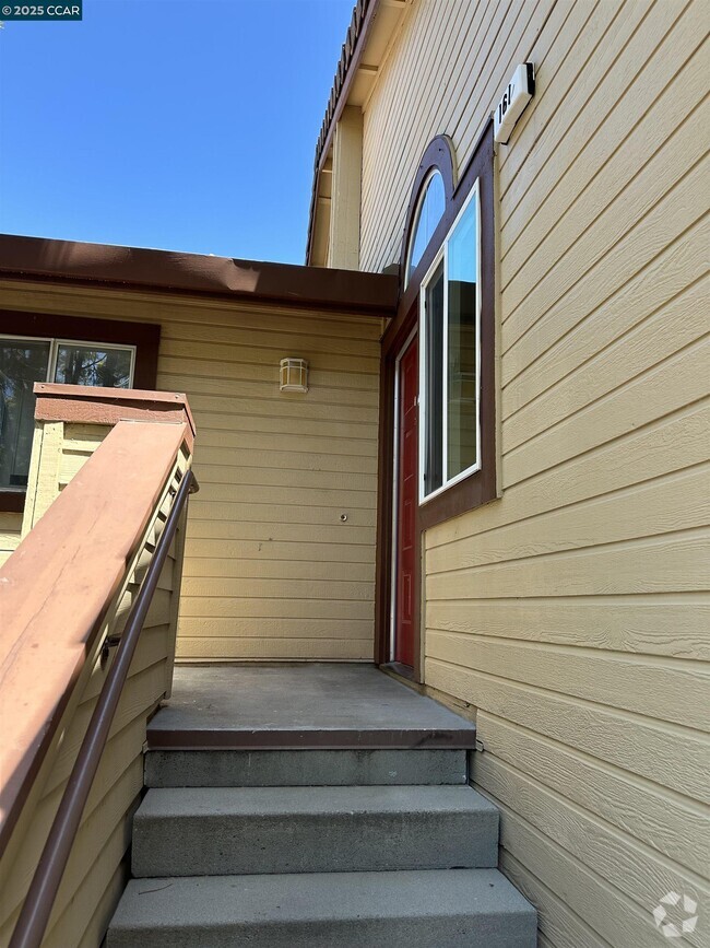 Building Photo - 161 Tuscany Ct Rental