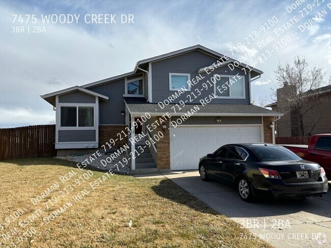 Building Photo - 3 bed, 2 bath home, 2 car garage south Col...