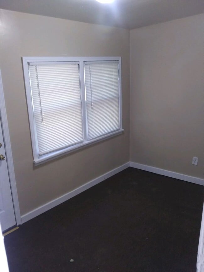 Photo - Large 2 bedroom $1200