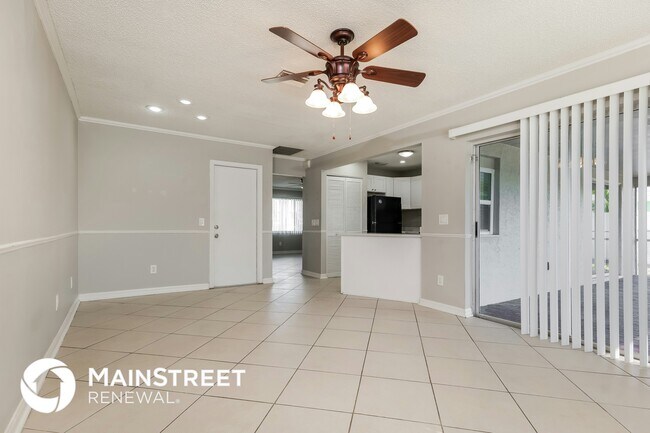 Photo - 1122 SE 17th St