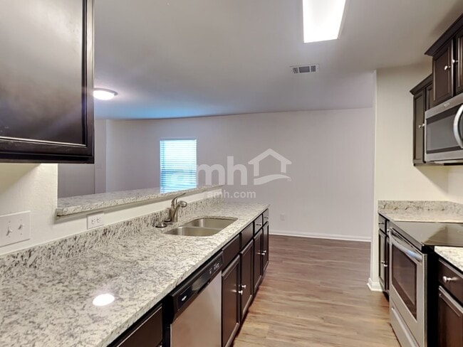 Photo - 1564 Breanna Ln