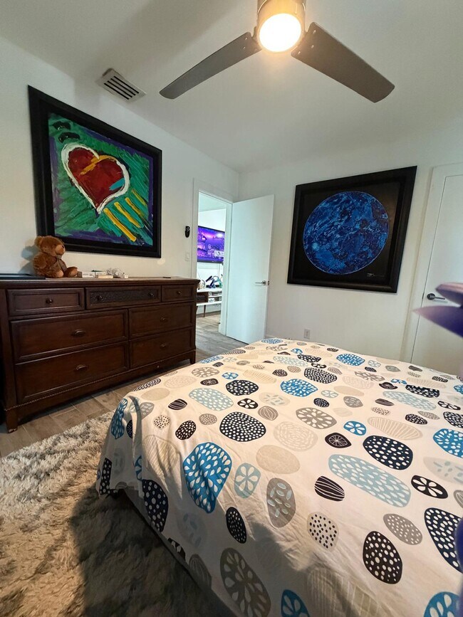 Photo - 1531 NE 15th Ave