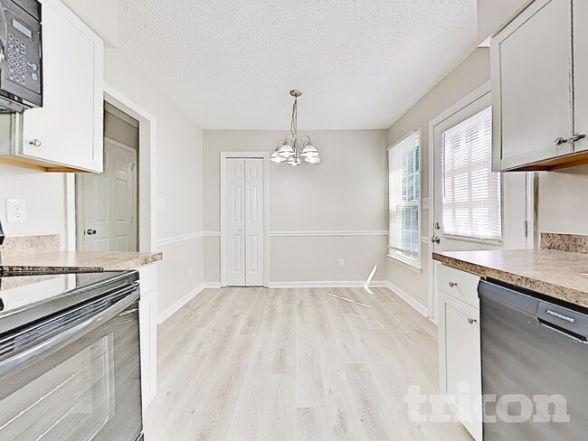 Photo - 8806 Brass Bell Ct