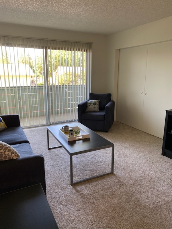 Photo - Oxford Parkside Apartments