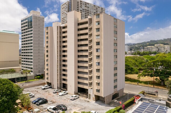 Photo - Punahou Circle Apartments