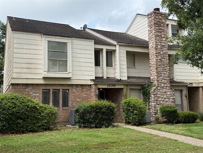 Building Photo - 17149 Beaver Springs Dr Unit 13