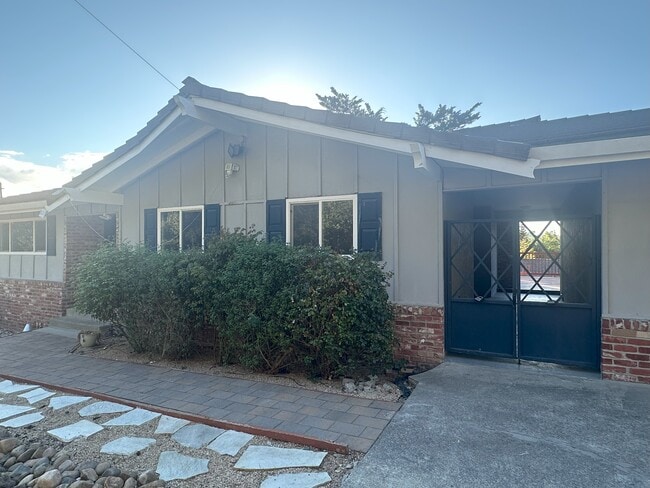Building Photo - 73 Sweeney Ct Rental