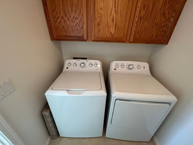 Photo - 2640 E Silversmith Trail