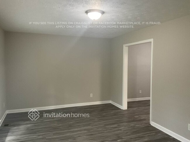 Photo - 3269 Robin Hood Ln