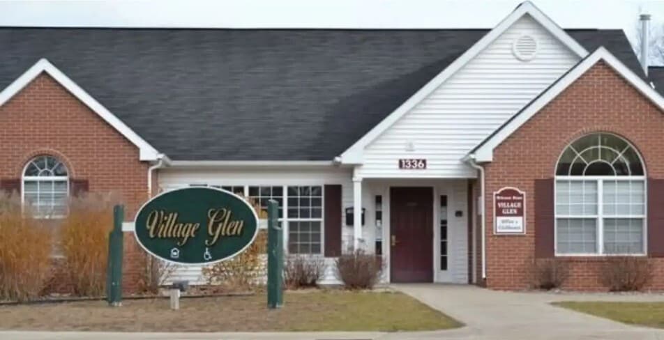 Photo - Village Glen Apartments
