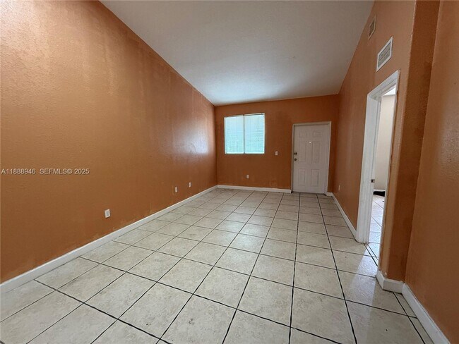 Photo - 2811 SE 17th Ave Unidad 206