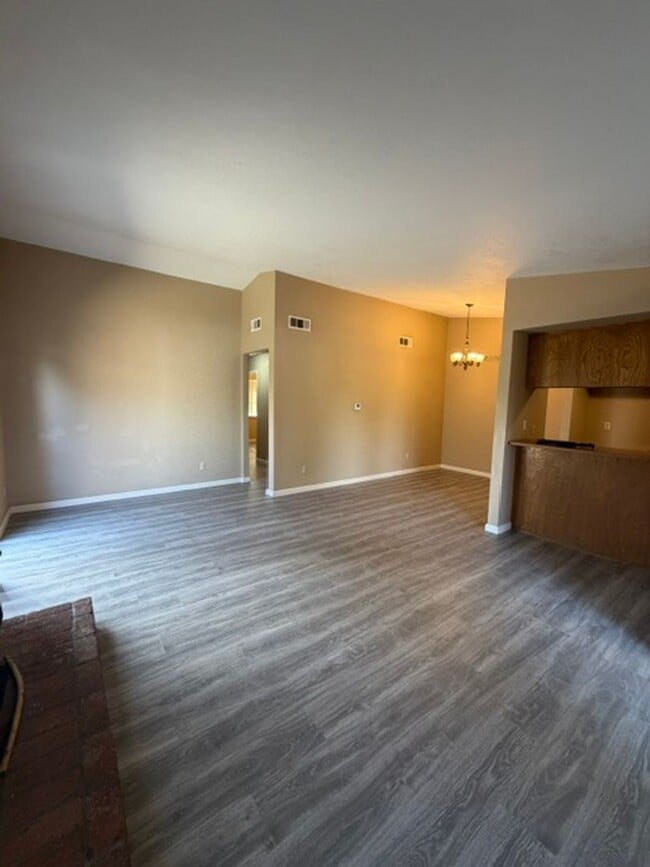 Photo - 1643 Ashley Ave