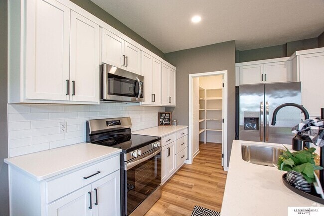 Building Photo - 14802-14804 Willow Street Unit 14802 Rental