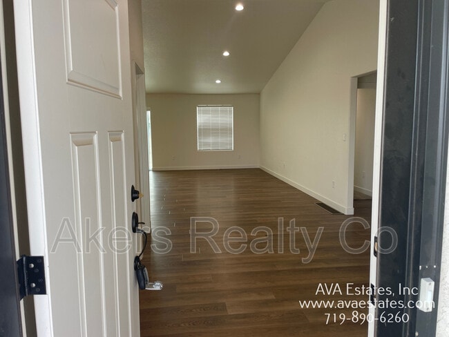 Photo - 970 S Coral Pl