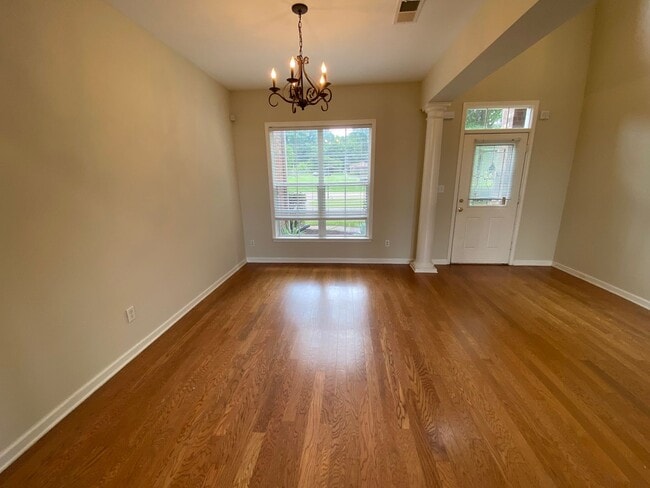 Photo - LARGE AND SPACIOUS HOME IN BARTLETT/ARLINGTON