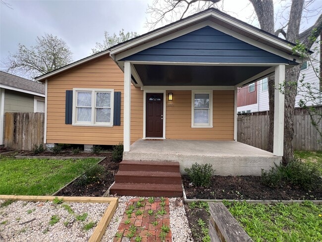 Building Photo - 1110 E 27th St Rental