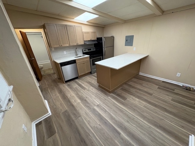 Building Photo - 5832 Phillips Ave Unit #2