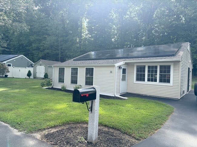 33 Sherry St
