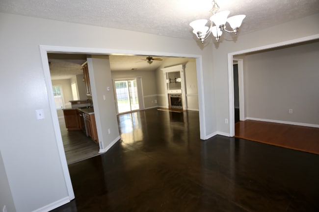 Photo - 8245 Frenchorn Ln