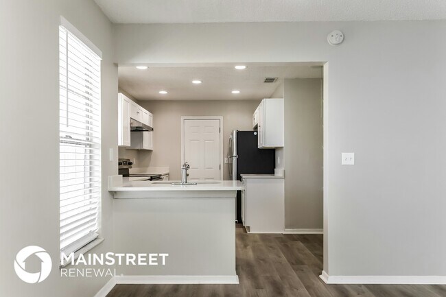 Photo - 2574 SW Monterrey Ln