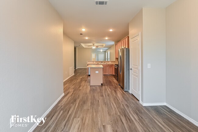 Photo - 14711 Myrtle Point Dr