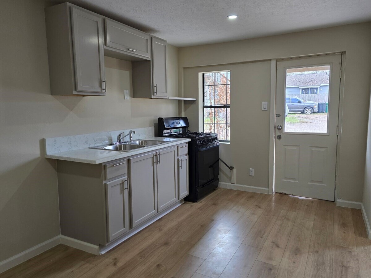 Photo - 1723 Alta Vista St Unit B