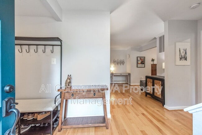 Photo - 10343 Bushman Dr